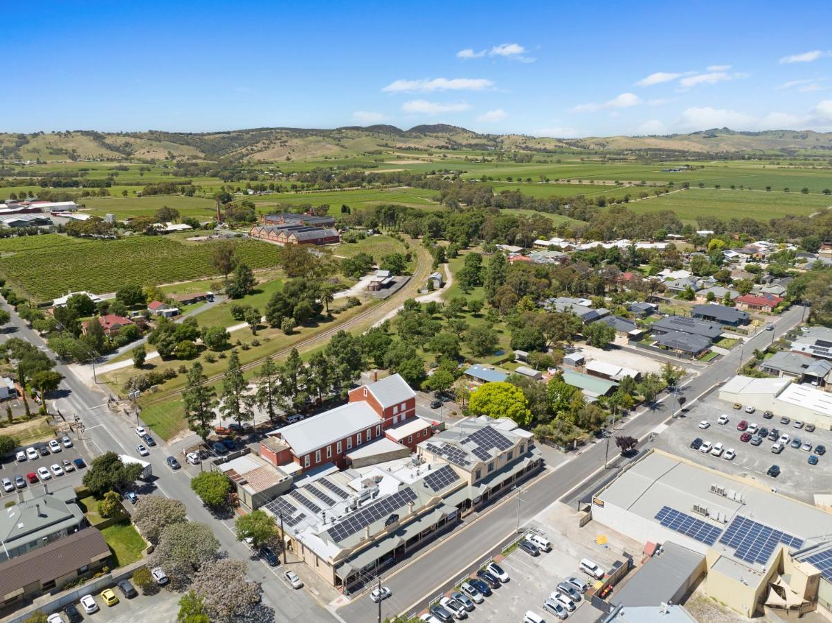 The Tanunda Club Guest Suites Buitenkant foto