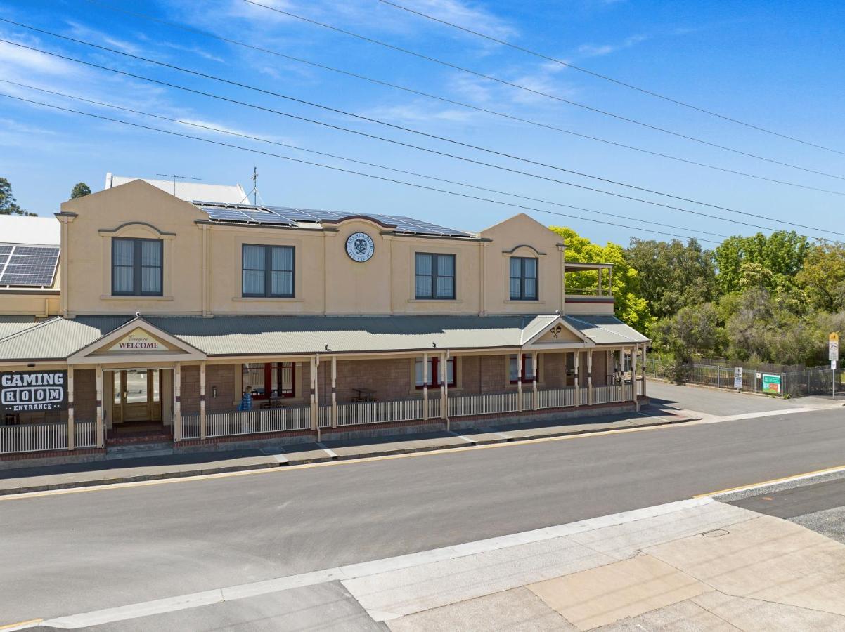 The Tanunda Club Guest Suites Buitenkant foto