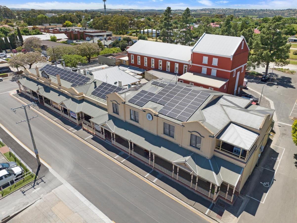 The Tanunda Club Guest Suites Buitenkant foto